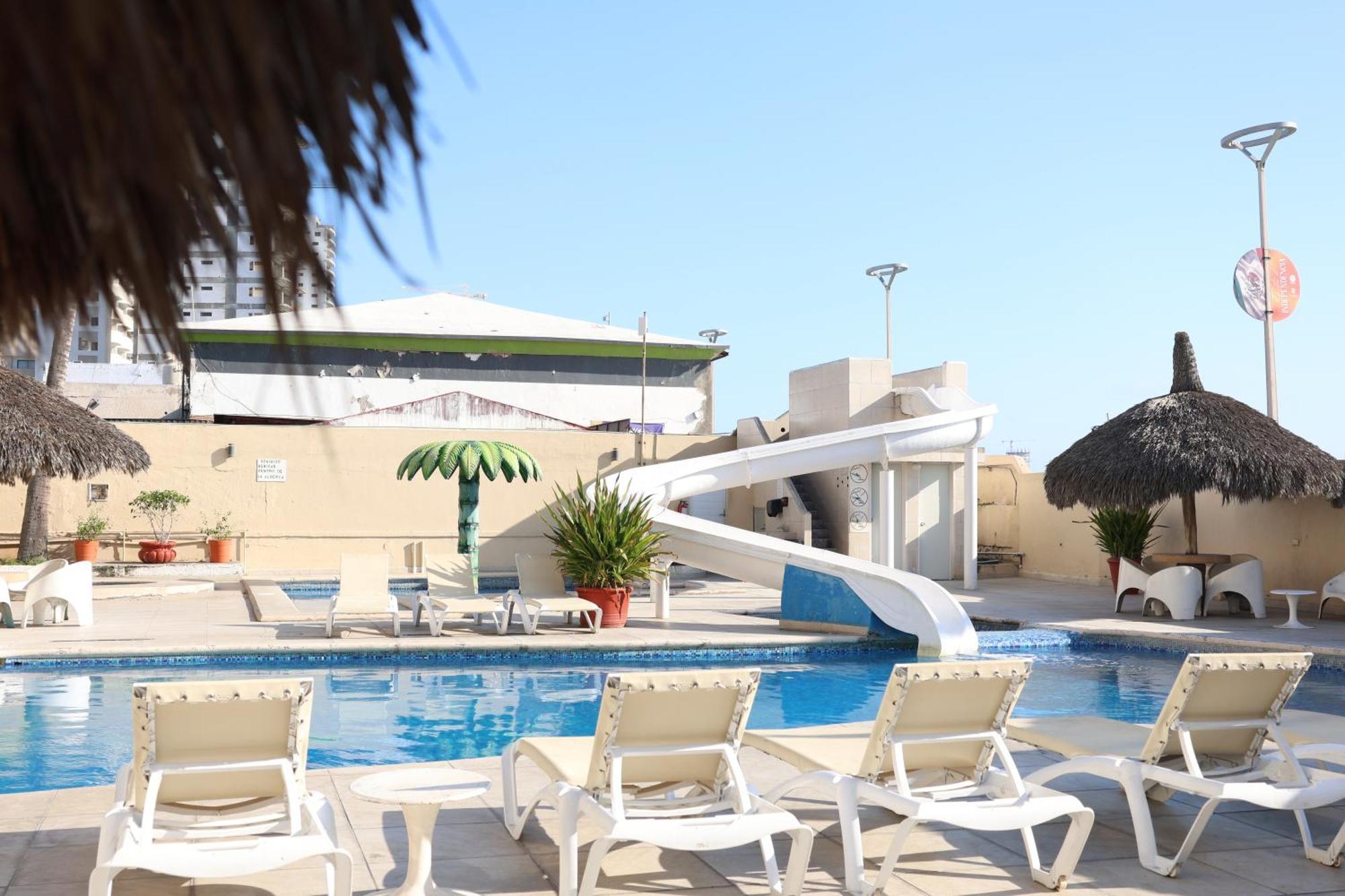 Hotel Sands Arenas Масатлан Экстерьер фото